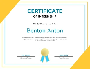 Free  Template: Minimalist Geometric internship Certificate Template